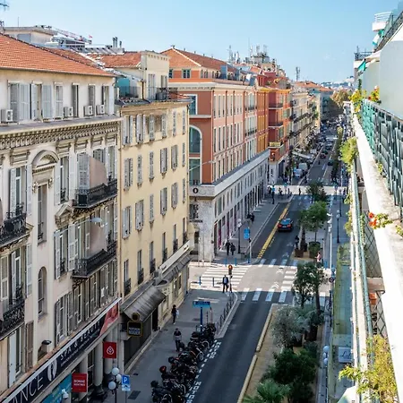 Apartment Le Voltaire