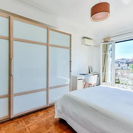 Apartment Le Voltaire *